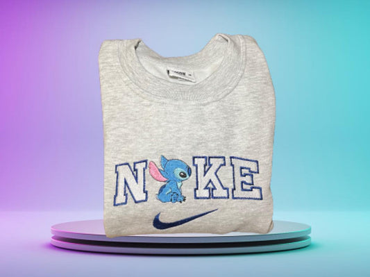 Sweat brodé Stitch